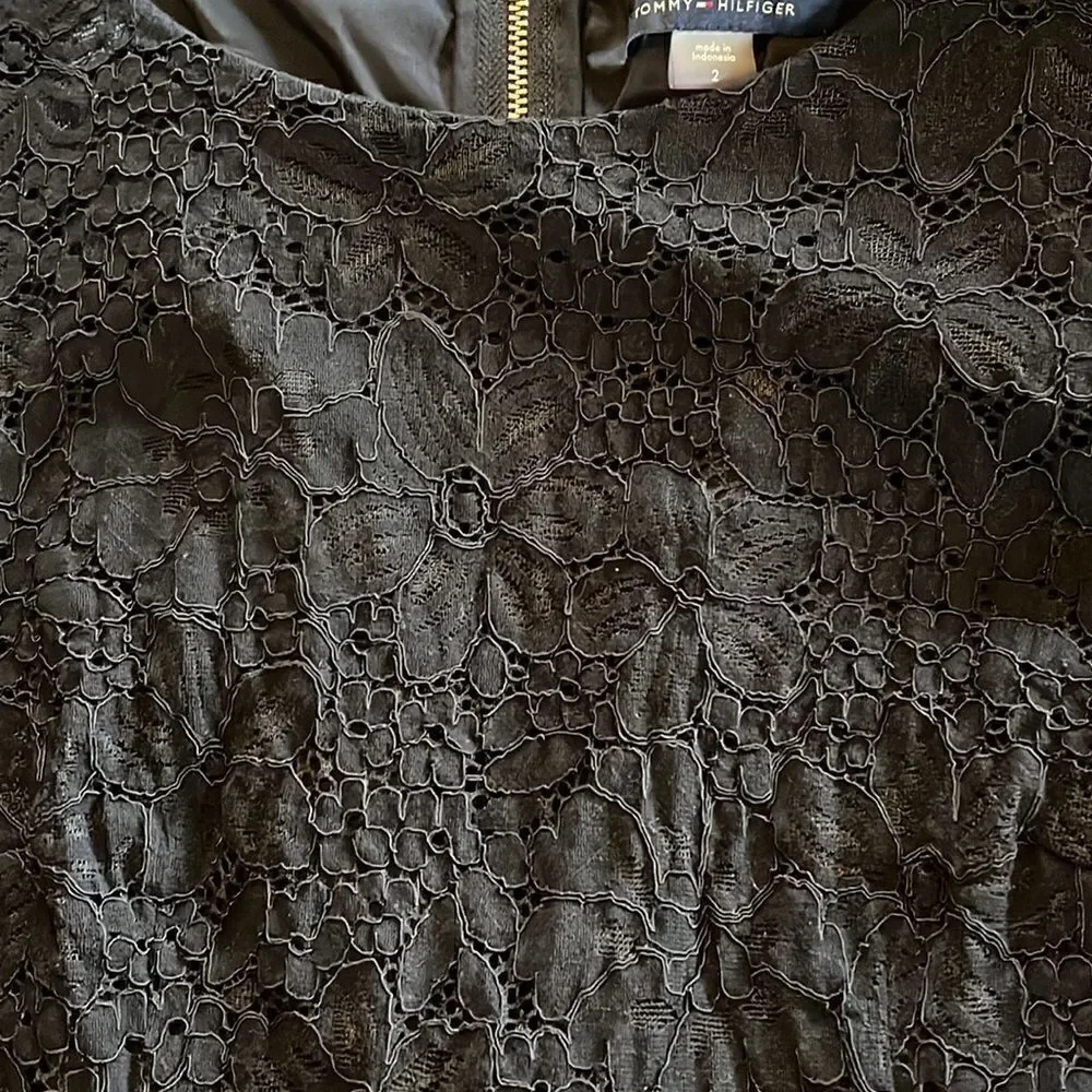 Womens’ Tommy Hilfiger Lace Dress Size 2